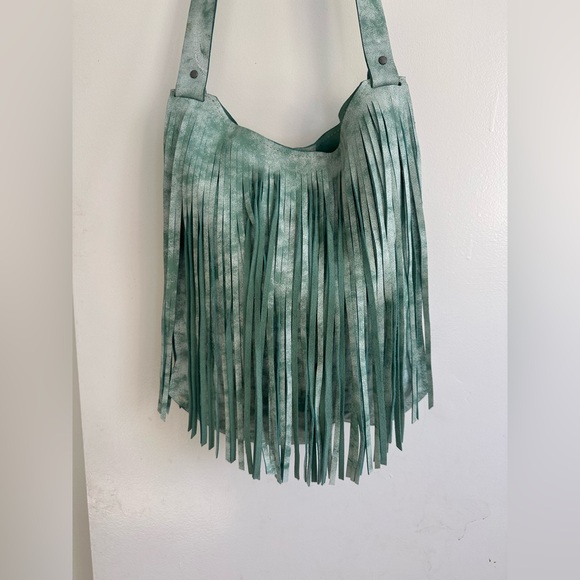 Elegant Green Fringe Shoulder Bag and crossbody bag leather bag - Picture 2 of 16